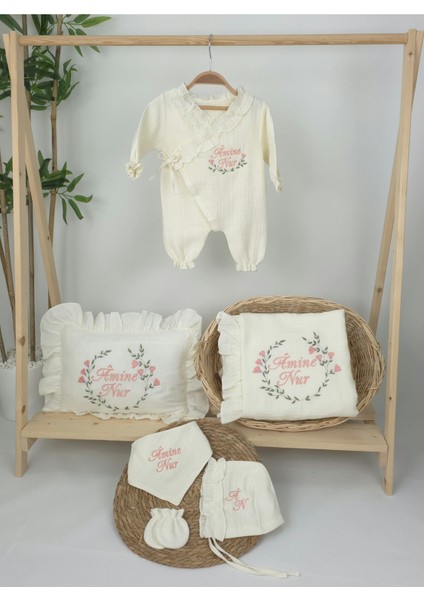 Müslin Yeni Doğan 4katlı Organik %100PAMUK Kişiye Özgü Nakışlı Hastane Çıkış Seti (Çiçek Model-2) fiyatları