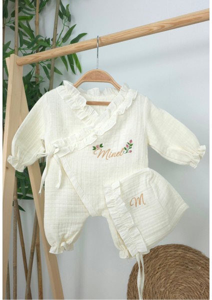 Müslin Yeni Doğan 4katlı Organik %100PAMUK Kişiye Özgü Nakışlı Hastane Çıkış Seti (Güllü Model-4) modelleri