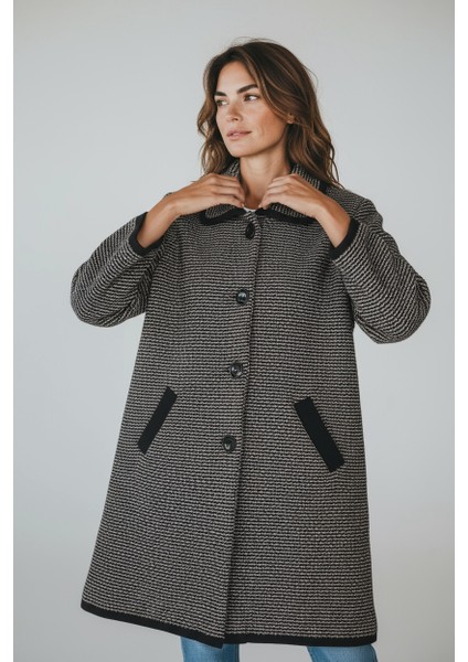 Kadın Önü Düğmeli Cepli Yakalı Kalın Triko Hırka fırsatları