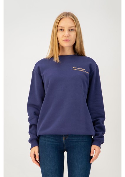 Bisiklet Yaka Nakışlı Lacivert Kadın Sweatshirt DT10063-1 Lacivert
