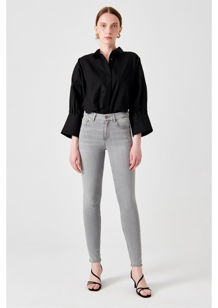 NELLY Skinny Fit Açık Gri Kadın Jean Pantolon indirimleri