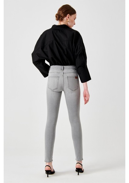 NELLY Skinny Fit Açık Gri Kadın Jean Pantolon