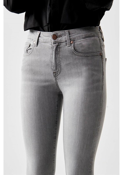 NELLY Skinny Fit Açık Gri Kadın Jean Pantolon