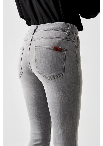 NELLY Skinny Fit Açık Gri Kadın Jean Pantolon