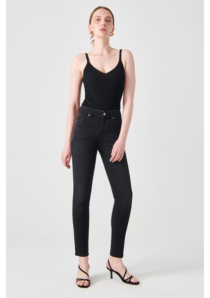 NELLY Skinny Fit Yıkamalı Siyah Kadın Jean Pantolon indirimleri