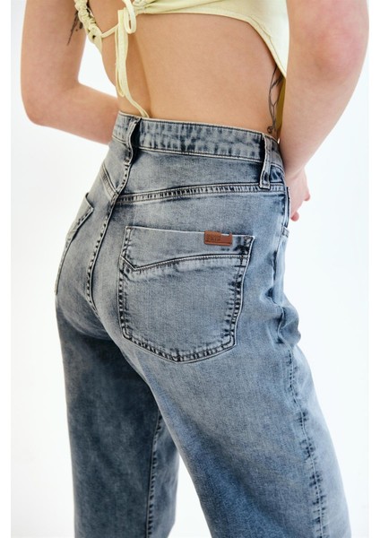 KARLA Straight Fit Açık İndigo Kadın Jean Pantolon