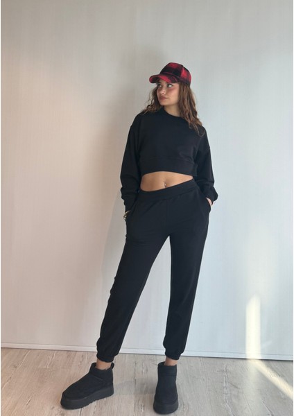 Kadın Bisiklet Yaka Uzun Kollu Crop Top Sweatshirt Eşofman Takımı indirimleri