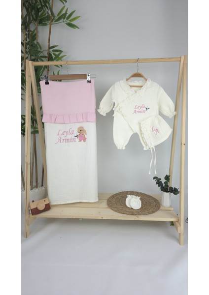 Müslin Yeni Doğan 4katlı Organik %100PAMUK Kişiye Özgü Nakışlı Hastane Çıkış Seti-Tavşan Model-1 fiyatları