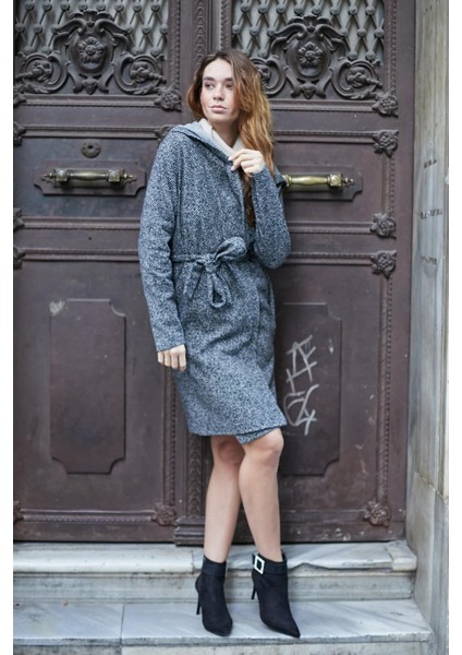 Kışlık Yün Jakarlı Kapşonlu Uzun Kol Anvelop Kruvaze Bağcıklı Hırka Kaban -Antrasit Kumlama