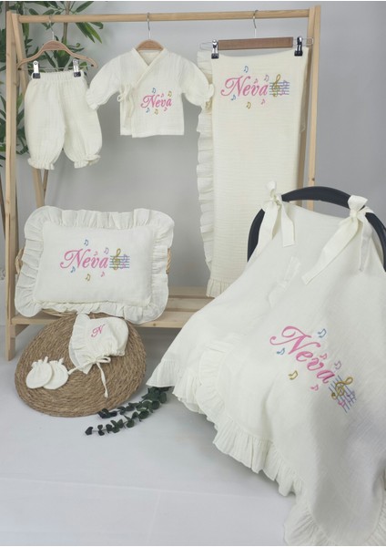 Müslin Yeni Doğan 4katlı Organik %100PAMUK Kişiye Özgü Nakışlı Hastane Çıkış Seti (Nota Model) fiyatları