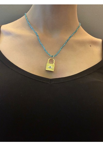 Çelik Kilit Uçlu Kadın Boncuklu Kolye 21 cm