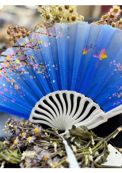 Plastik Desenli Yelpaze