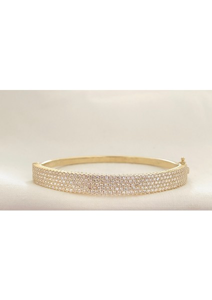 Sıra taşlı Altın Kelepçe indirimleri