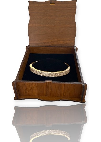 Sıra taşlı Altın Kelepçe