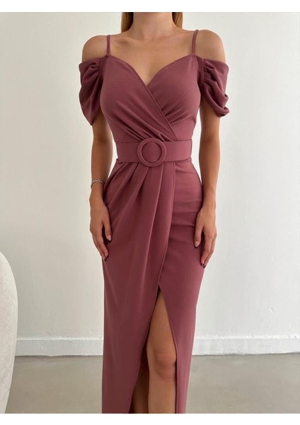 Düşük Omuz Yırtmaçlı Kemerli Elbise 582134 Gülkurusu modelleri