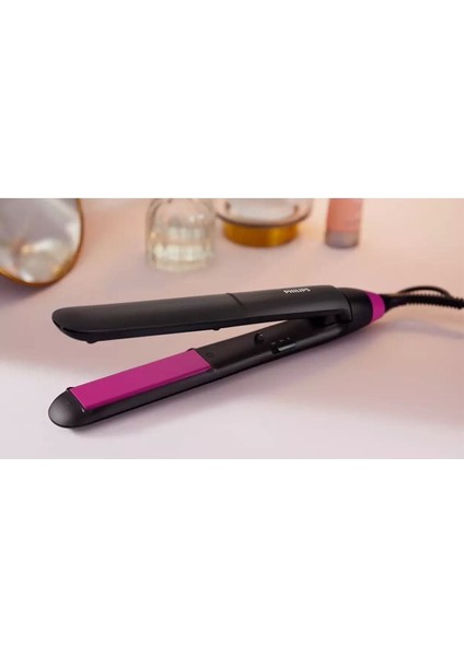 Siyah 3000 Serisi Saç Düzleştirici ile Pürüzsüz ve Parlak Saçlar modelleri