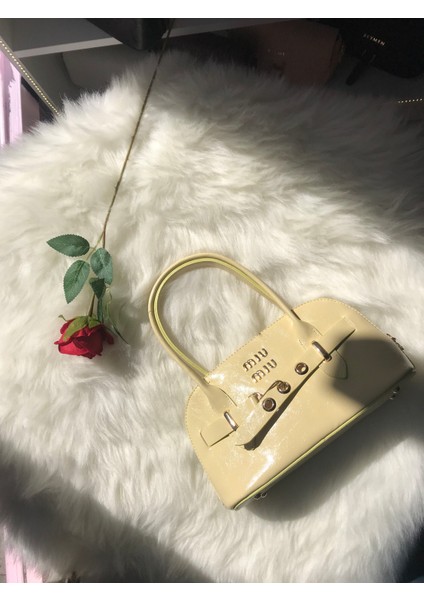 Kadın Kol Çantası