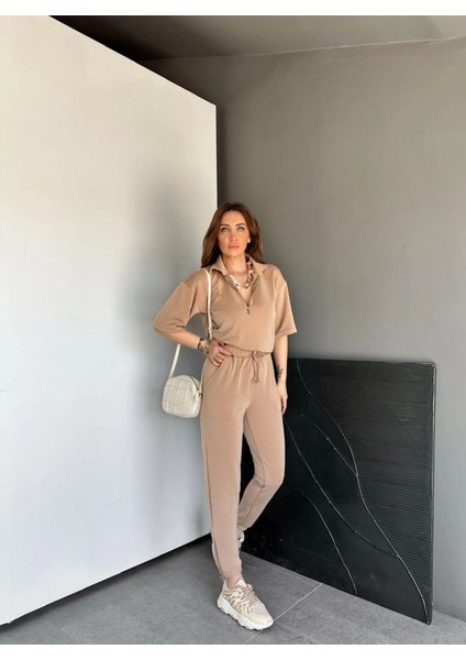 Gri Yaka ve Paçası Fermuarlı Takım modelleri