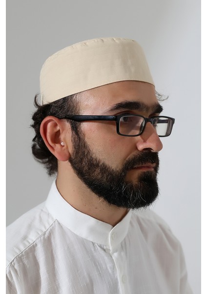 Elif Vav Nakışlı Kalıp Namaz Takkesi - Bej modelleri