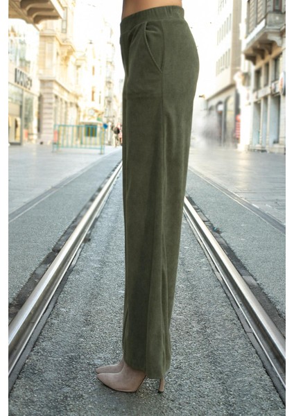 Kadın Kadife Likralı Esnek Yumuşak Dokulu Yüksek Bel Yan Cepli Bol Paça Palazzo Pantolon-Haki