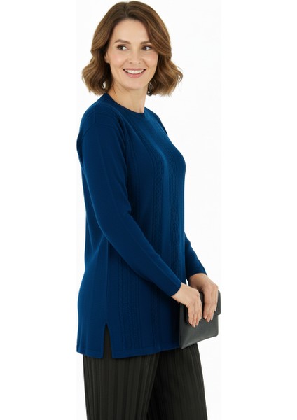 Kadın Kışlık Kendinden Motifli Yuvarlak Yaka Normal Kesim Likralı Pamuklu Kardelen Dokuma Anne Kazak modelleri