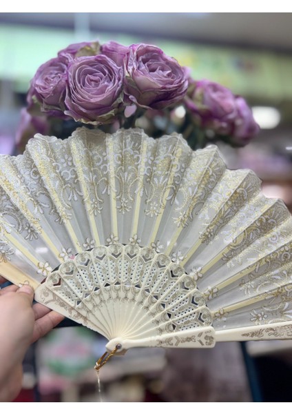 Plastik Desenli Yelpaze