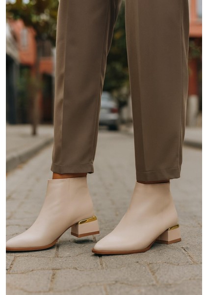 Kadın Topuk Detaylı Fermuarlı Kadın Bot fiyatları