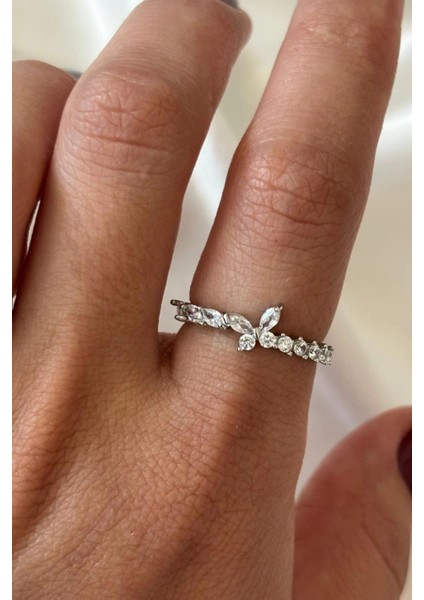 Ithal Seri Zarif Zirkon Taşlı Kelebek Tasarım Ayarlanabilir Kadın Çelik Yüzük modelleri