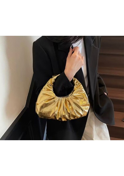 Şık Gold El Çantası modelleri