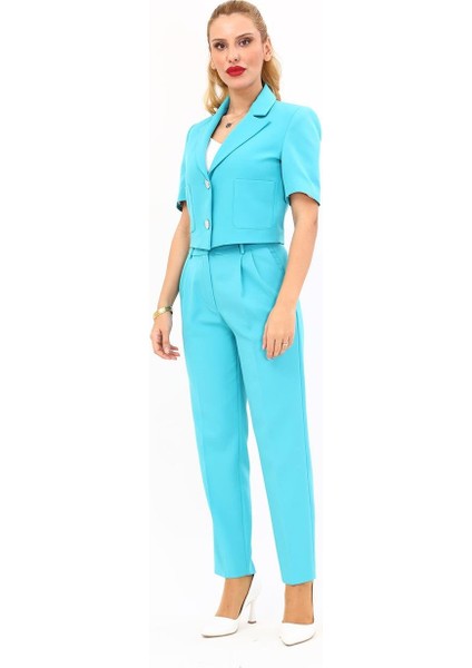 Erkek Yaka Kısa Ceket & Kemerli Köprülü Dar Paça Pantolon-Turkuaz indirimleri
