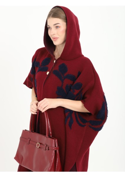 Kadın Teddy Gold Düğmeli Kapşonlu Yırtmaçlı Şal Panço Hırka