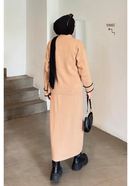 Etek-Hırka Tesettürlü Triko Takım Sütlü Kahve fırsatları