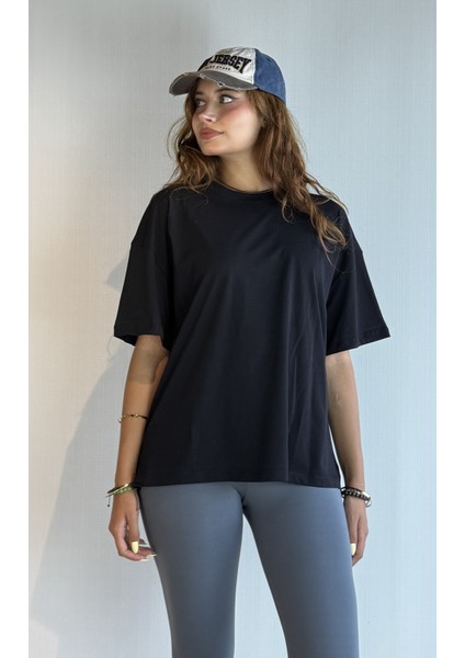 Kadın Bisiklet Yaka Kısa Kollu Oversize Basic Tişört modelleri