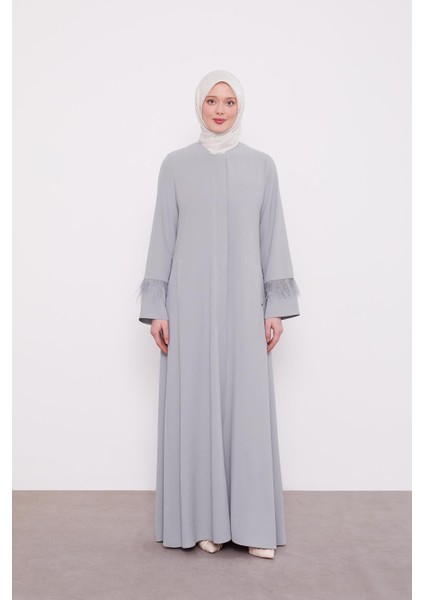 Gri Taş İşlemeli Tüy Detaylı Ferace