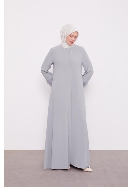 Gri Taş İşlemeli Tüy Detaylı Ferace