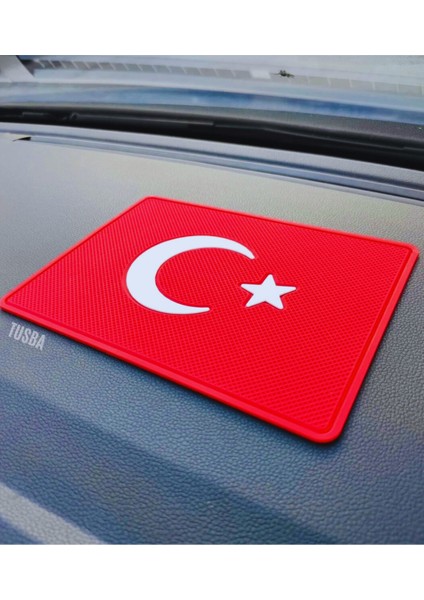 Hyundai Accent Yumurta Kasa Ön Göğüs Torpido Koruma Halısı (1996-2000) / Araç içi Torpido Üstü Aksesuar fiyatları