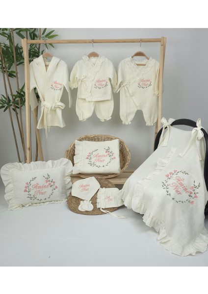 Müslin Yeni Doğan 4katlı Organik %100PAMUK Kişiye Özgü Nakışlı Hastane Çıkış Seti (Çiçek Model-2) fiyatları