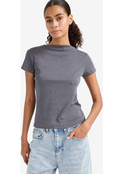 Slim Fit Dar Kesim Kayık Yaka Ribana Kısa Kollu Tişört F9573AX25HS