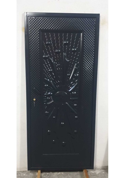 Demir Kapı 200X90 Içeri Sağa Açılır
