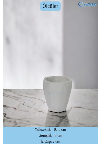 Beyaz Makyaj Organizeri ve Fırçalık, Şık ve Pratik Düzenleyici fiyatları