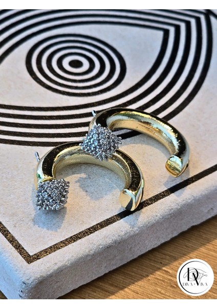 - Glow Earrings – Gold Kaplama Taş Detaylı Kadın Küpe (KOD-328) fırsatları
