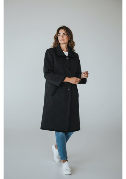 Kadın Önü Düğmeli Cepli Yakalı Kalın Triko Hırka