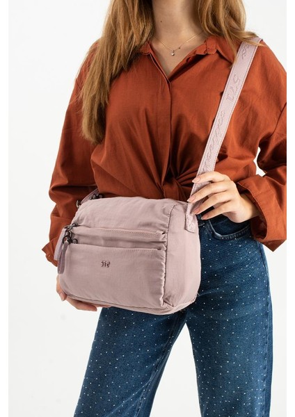 Kadın Postacı Çanta 26*23 cm Hafif Poliamid Su Itici Yumuaş Kumaş Çapraz Askılı Omuz Çantası fiyatları