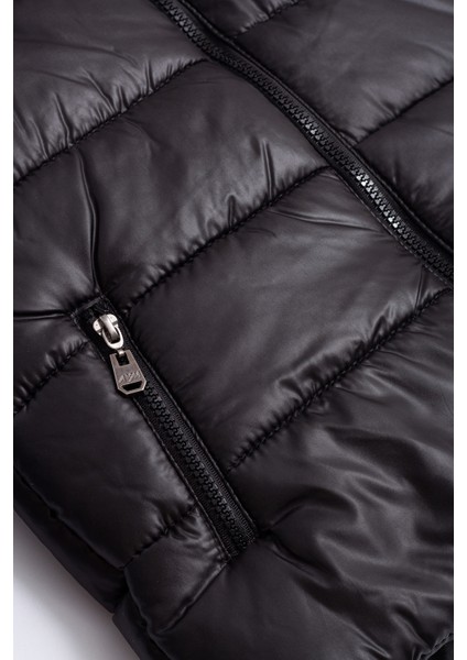 Içi Elyaf Dolgulu Kürk Kapşonlu Erkek Yelek fırsatları