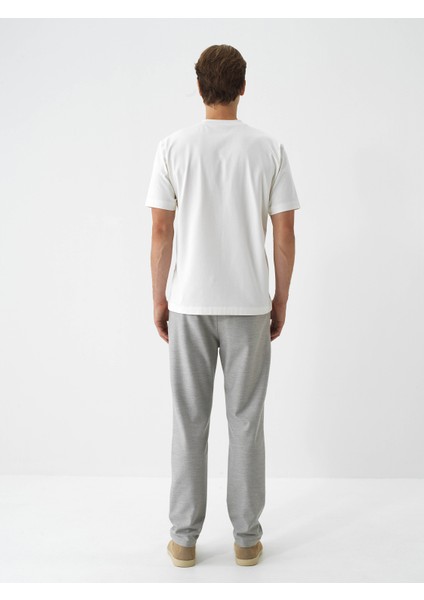 Erkek Ekru Pamuk Dokulu Regular Fit Tişört indirimleri
