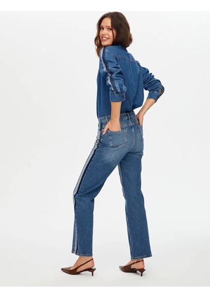 Kontrast Bant Detaylı Wide Leg Fıt Kadın Jean Pantolon W26JPN004 fırsatları