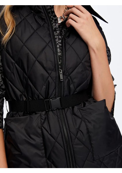 Beli Kemer Detaylı Kadın Kapitone Yelek W26KYL003 indirimleri