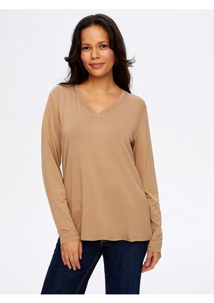 V Yaka Kadın Uzun Kol T-Shirt W26TSH003 modelleri