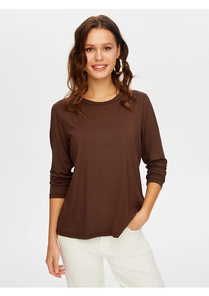 Yuvarlak Yaka Kadın Uzun Kol T-Shirt BW26TSH005 modelleri