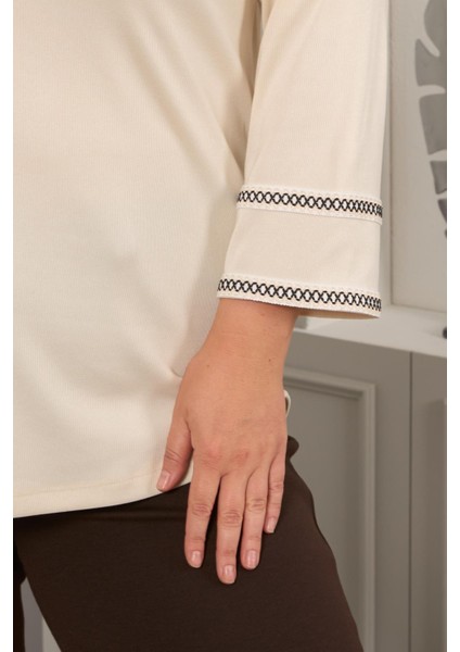 Kadın Zarif Nakış Detaylı Ekru Büyük Beden Örme Bluz fırsatları